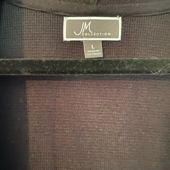 Women’s Long Black vest - Picture 4 of 8